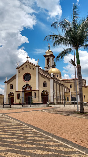 Santuário Basílica Nossa Senhora D'Abadia Santuário Basílica Nossa Senhora D'Abadia
