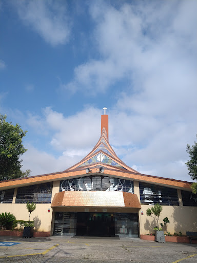 Paróquia Bom Jesus Piraporinha