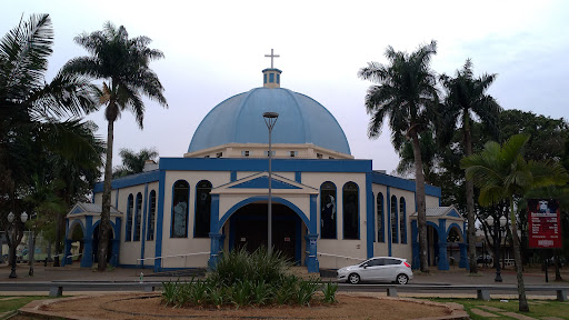 Paróquia Divino Espírito Santo Paróquia Divino Espírito Santo