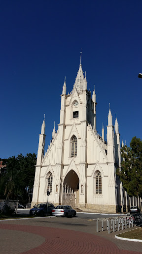 Santuário Diocesano de Santa Teresinha