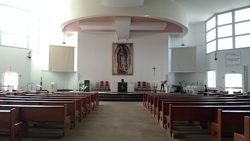 Paróquia Nossa Senhora de Guadalupe Paróquia Nossa Senhora de Guadalupe
